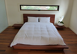 Redgum Bed 7