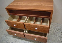 Redgum Entertainment Unit 8